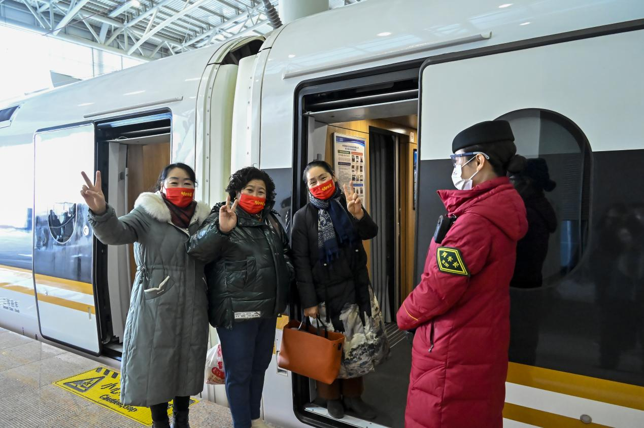 中国最东高铁今天开通！穿越长白山，全线地处高寒_北京日报网